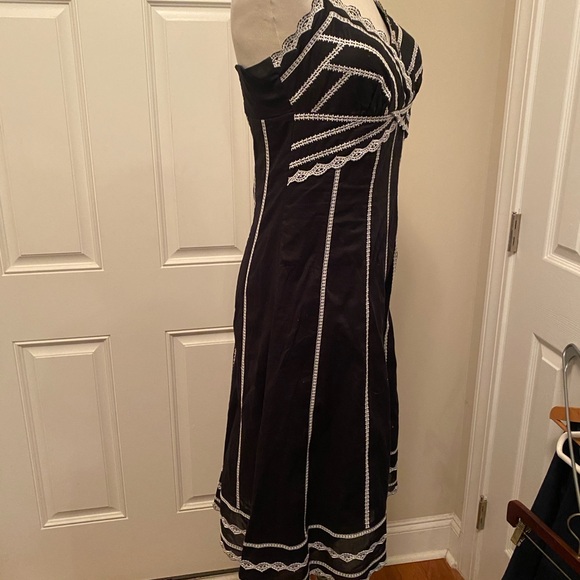 White House Black Market Sunback Dress - Picture 4 of 7